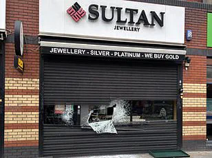 Brazen Robbery at Richmond Jeweler Gregory & Co. Involves Sledgehammers and Staff Intervention