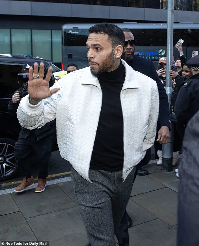 Chris Brown and HoodyBaby Appear in Court for Pre-Trial Proceedings in Alleged Tape Nightclub Attack Case; Trial Set for October 2026