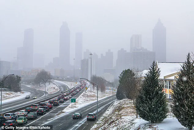Daytona Beach and Atlanta Face Hazardous Air Quality Amid Stagnant Air and Wildfire Smoke