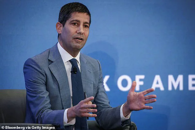 Trump Names Kevin Warsh as New Federal Reserve Chairman Amid Feud with Jerome Powell