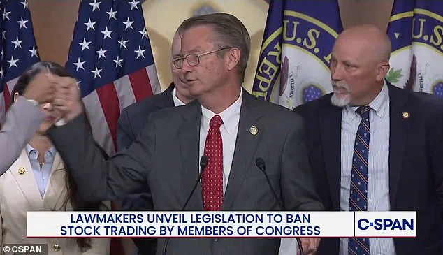 Unexpected Bipartisan Effort Targets Insider Trading Ethics in Congress