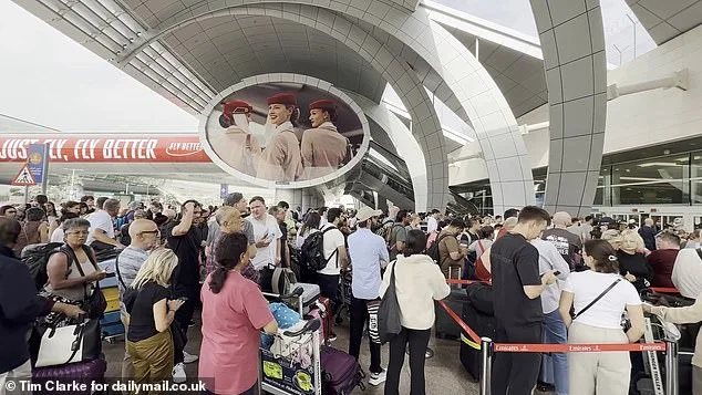 Middle East War Traps Cruise Passengers in Gulf Ports Amid Missile Threats and Chaos