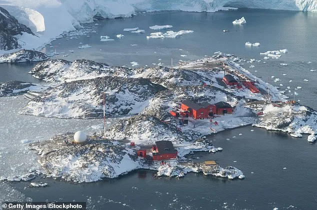 Declassified UFO Files Reveal Bizarre Antarctic Encounter Hidden for 35 Years