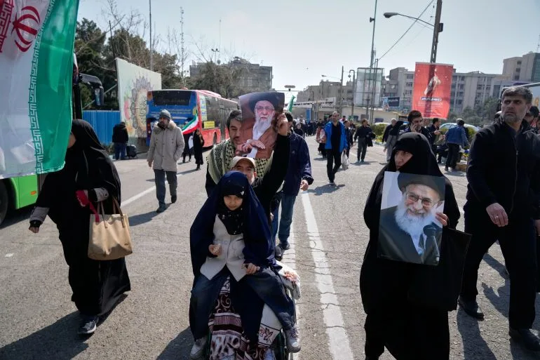 Friday Prayers in Tehran: Iranians Display Defiance Amid U.S.-Israel War