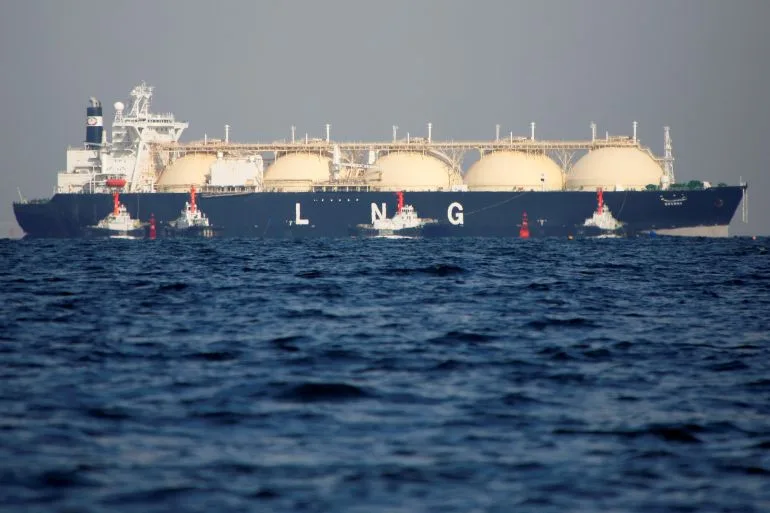 Surging Russian Oil Exports Linked to Middle East Conflict and Hormuz Shipping Crisis