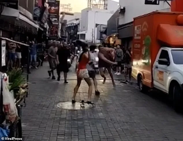 Two British Nationals Hospitalized Following Violent Altercation with Bodybuilder in Pattaya, Thailand