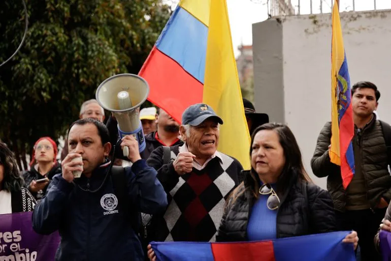 Ecuador's Expulsion of Cuban Diplomats Seen as U.S.-Aligned Move, Prompting Cuban Backlash