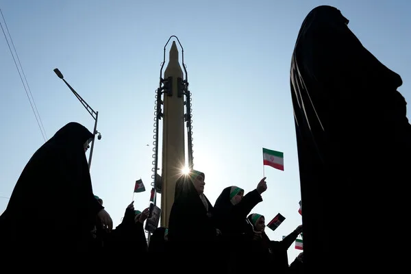 IRGC Launches Missile Strike on Israeli Targets Amid US-Israel Joint Operation Against Iran