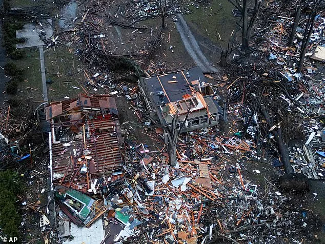 First Major Storm of Season Sparks Emergency Preparations in Texas, Louisiana, and Northern Illinois