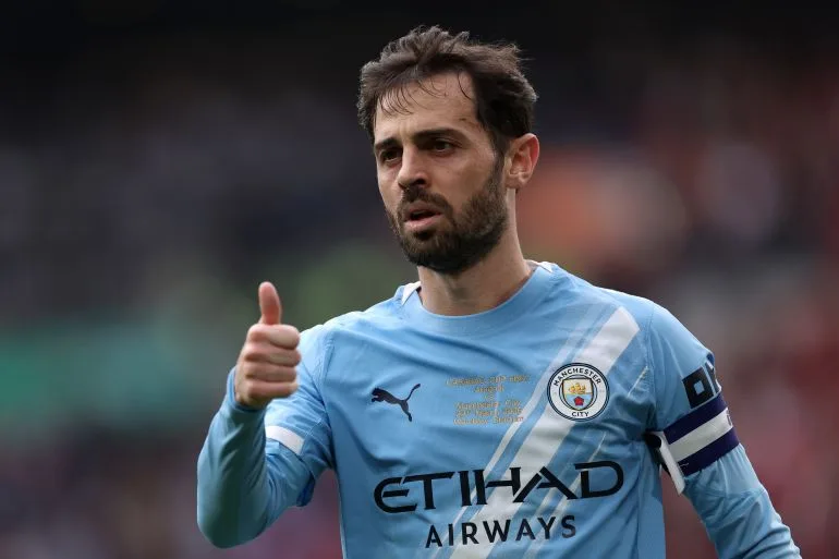 Premier League Title Race: Manchester City Face High-Stakes Clash with Chelsea