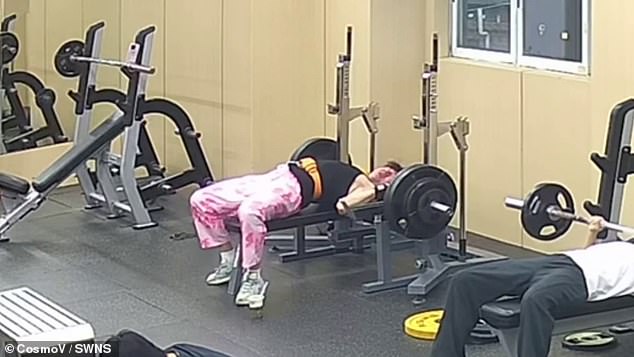 Chinese lifter survives narrow escape after gym barbell crushes him.