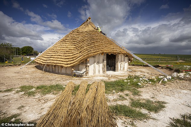 Stonehenge Stones Moved by Ancient Competition, Not Just Logistics